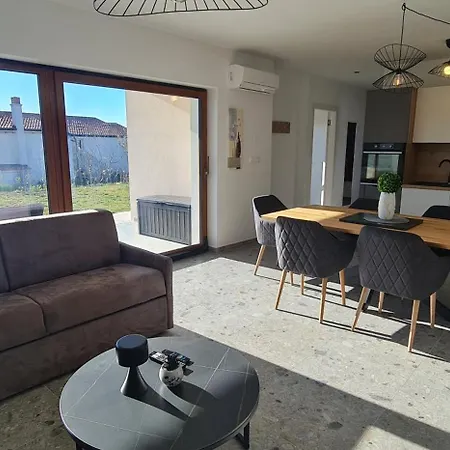 Villa Nova Resort With Pool Sveti Peter Room photo